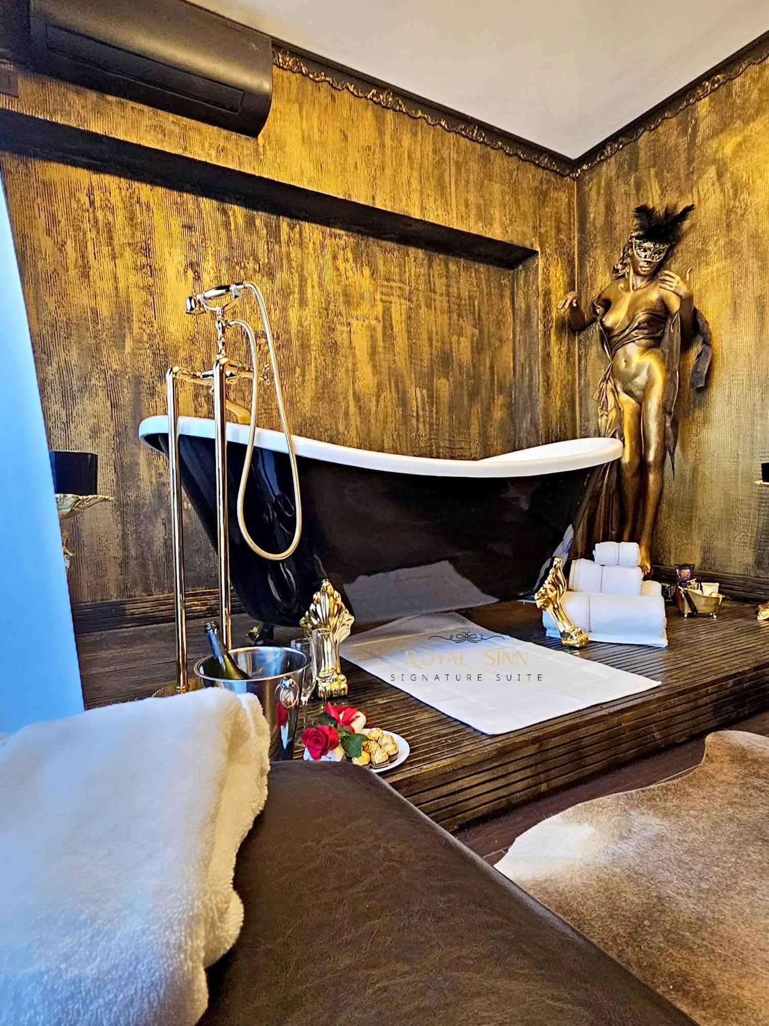 Royal Sinn Signature Suite Bucareste Exterior foto